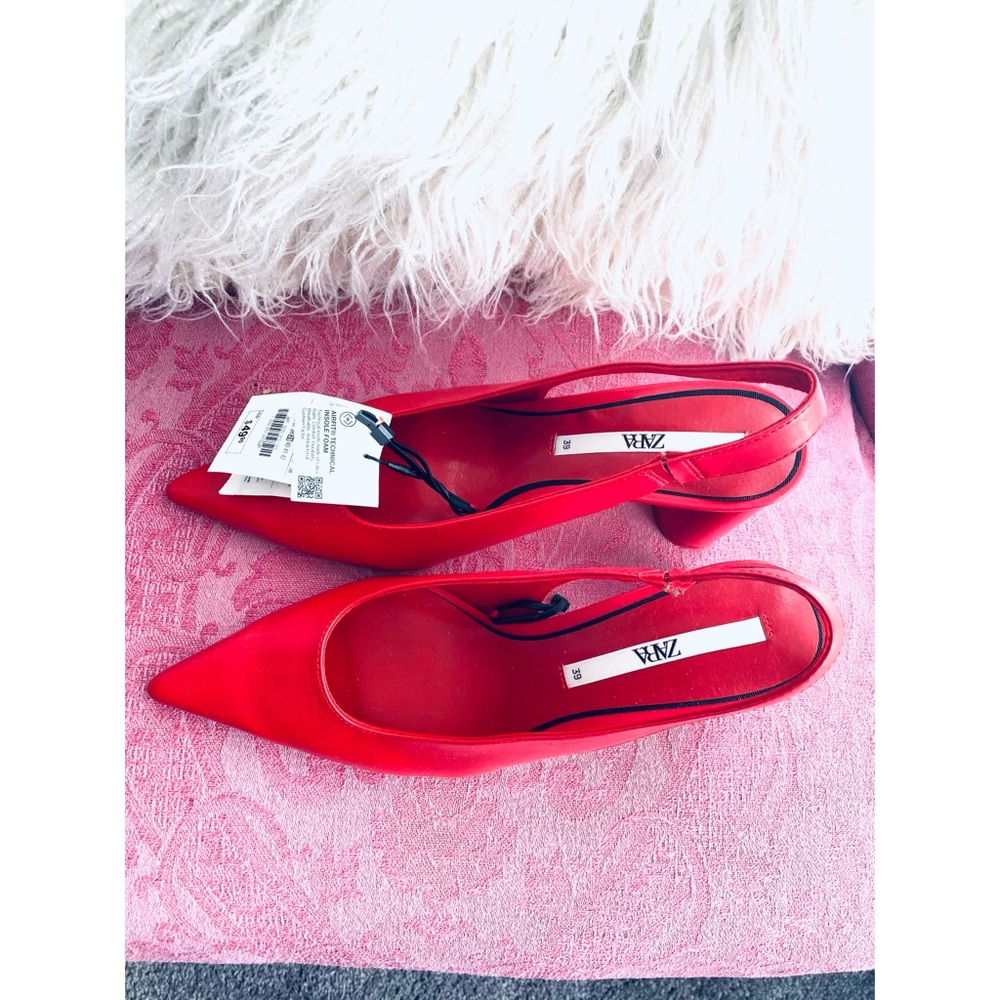 Sling back Red Heels